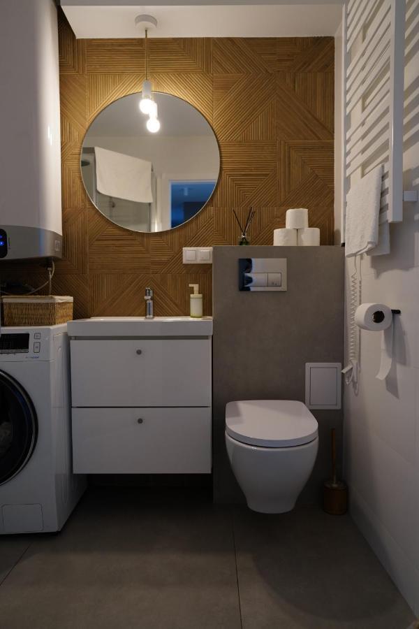 3 Rooms Apartment Podgorze Citybeat #3 Cracovia Exterior foto